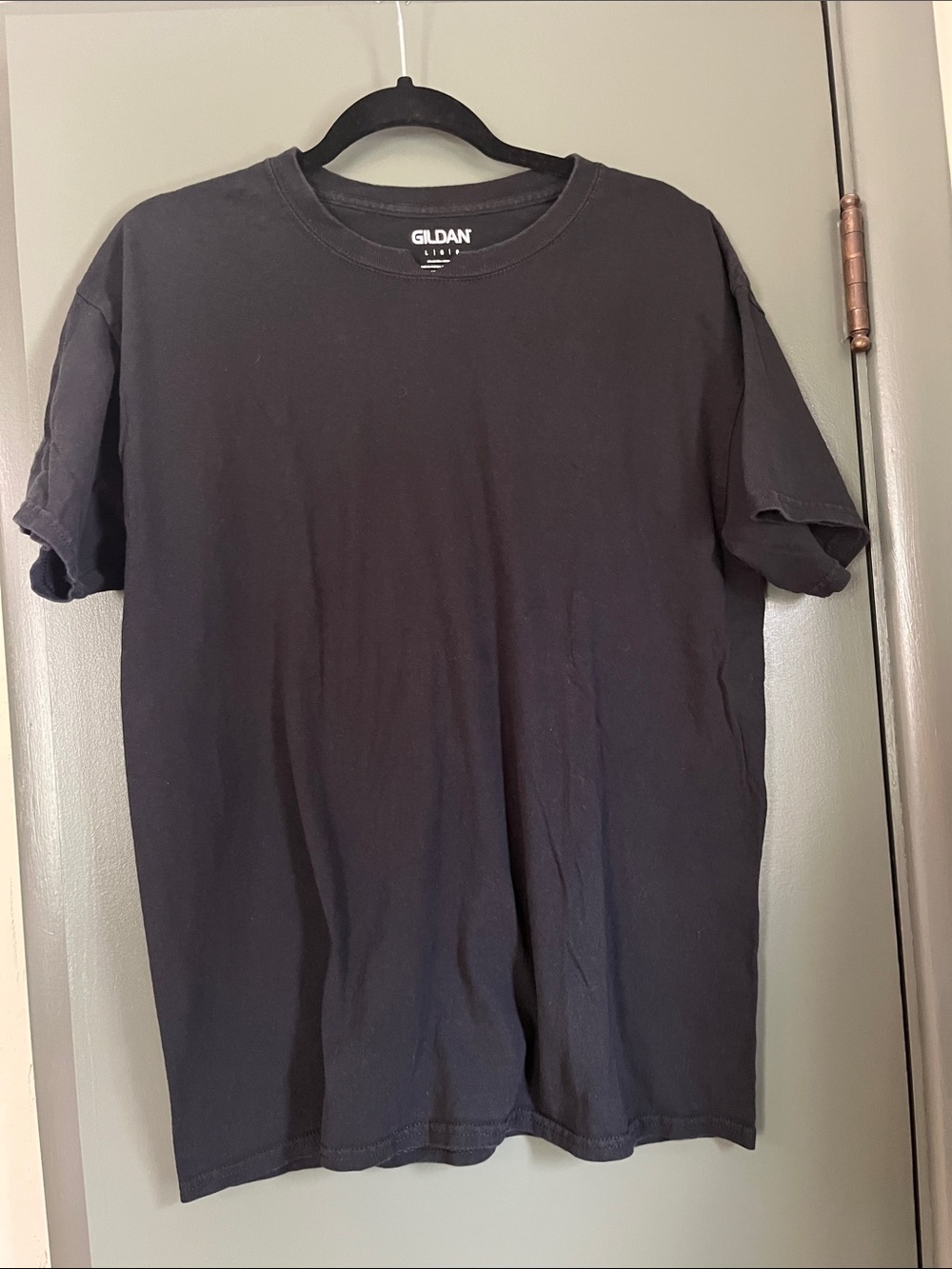 Gildan Men’s Black Short Sleeve Crew Tee